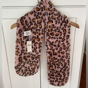 NWT Anthropologie Pink Leopard Scarf